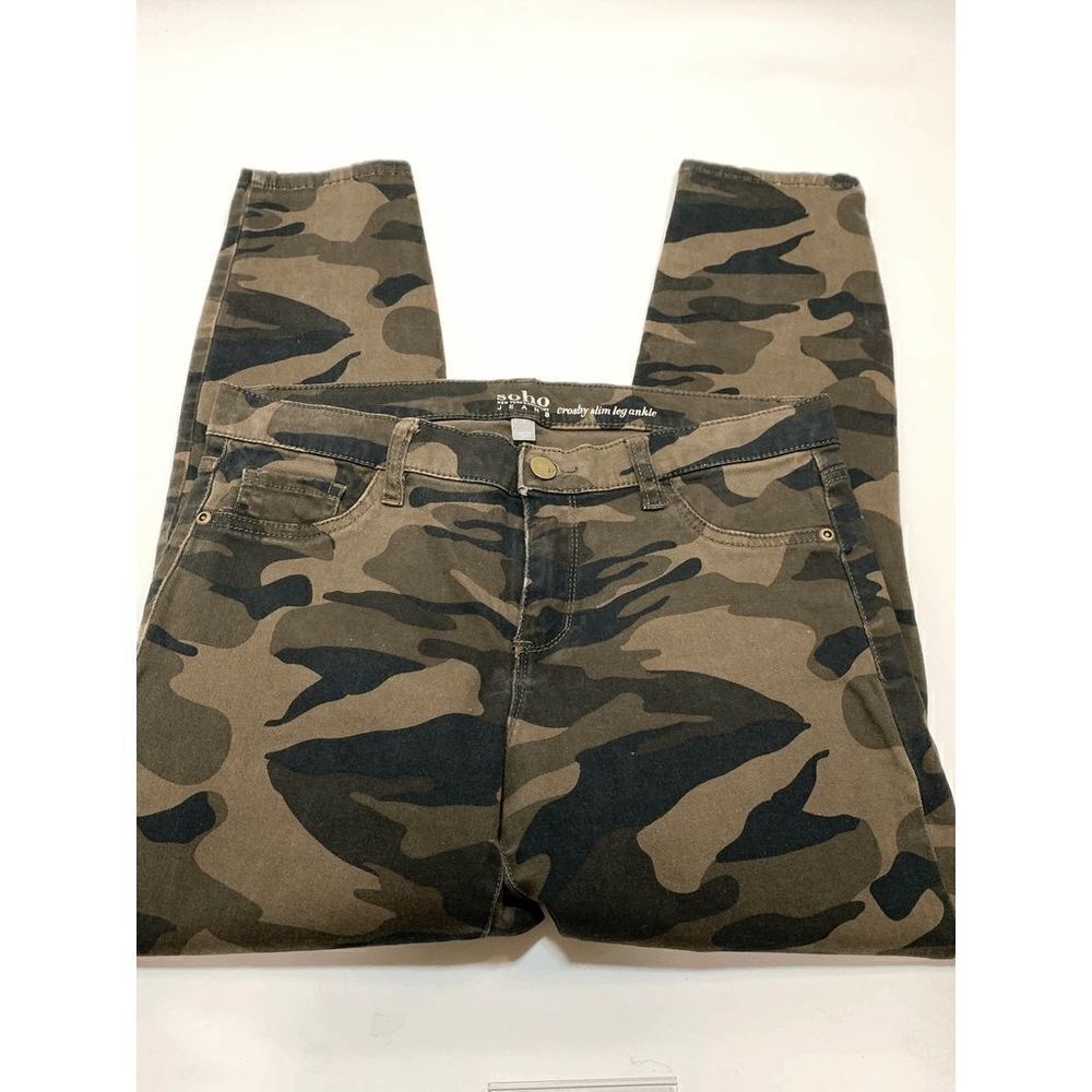 Soho New York & Co Camo Crosby Slim Leg Ankle Pant Size 6
